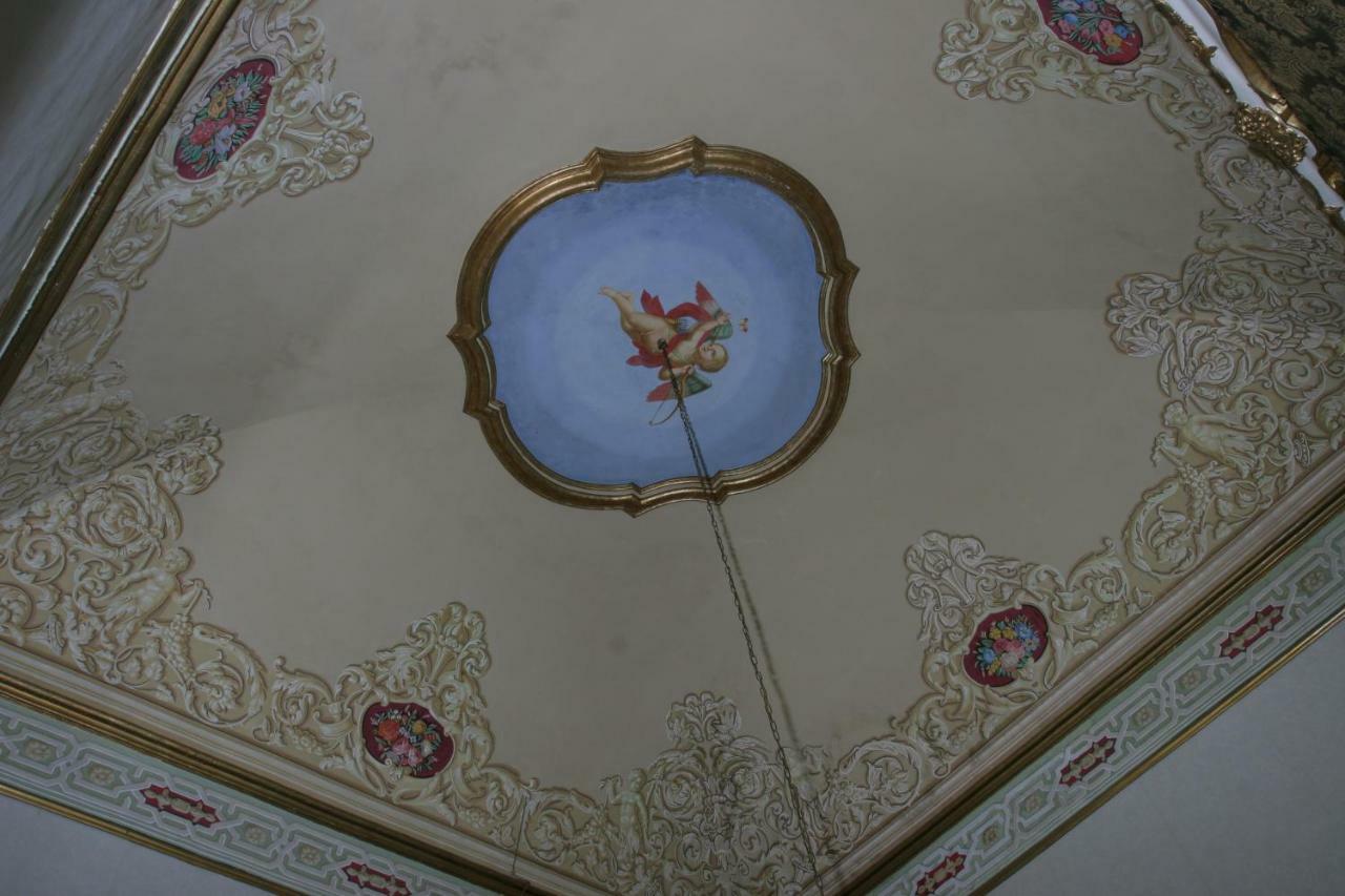B&B Palazzo Gambino 아치레알레 외부 사진