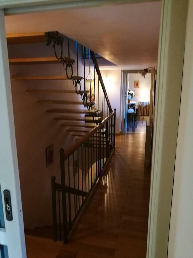 B&B Palazzo Gambino 아치레알레 외부 사진