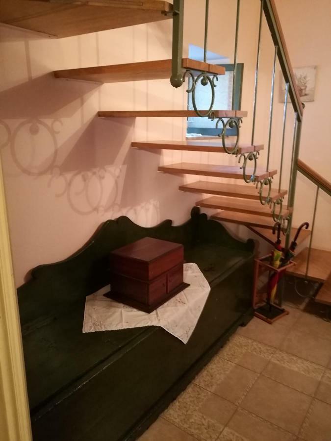 B&B Palazzo Gambino 아치레알레 외부 사진