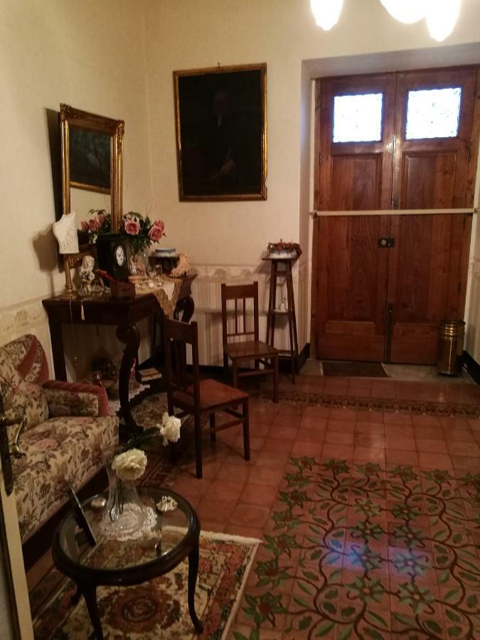 B&B Palazzo Gambino 아치레알레 외부 사진